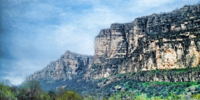 Bradost_Mountain,_Erbil