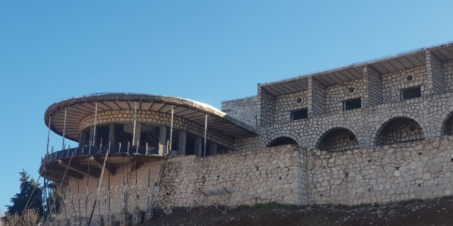 209F11B5-563B-40F0-BEDA-ED14AF756B5C